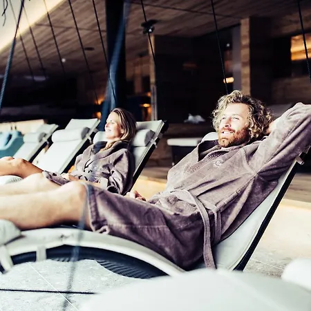 Biohotel Bergzeit 4* Zöblen