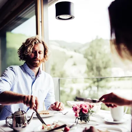 Hotel Biohotel Bergzeit Zöblen