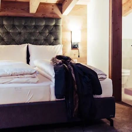 Biohotel Bergzeit 酒店 4*