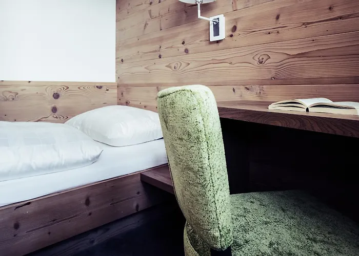 Biohotel Bergzeit ホテル 4*