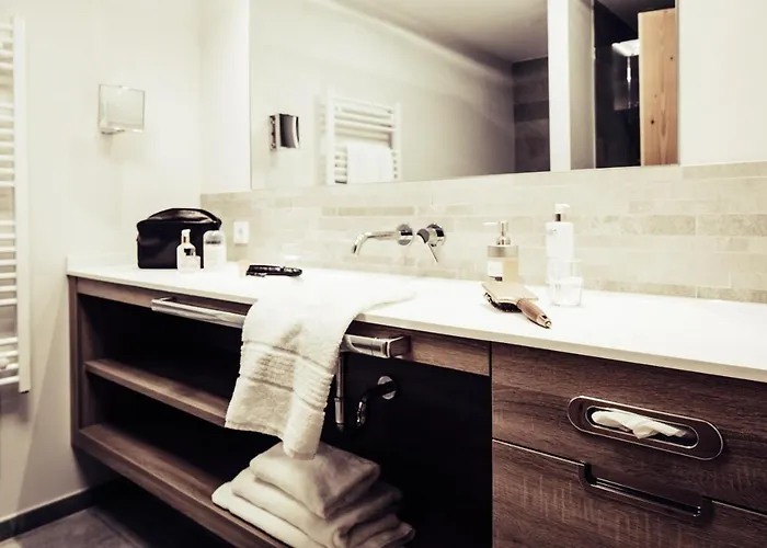 Biohotel Bergzeit 酒店 Zöblen